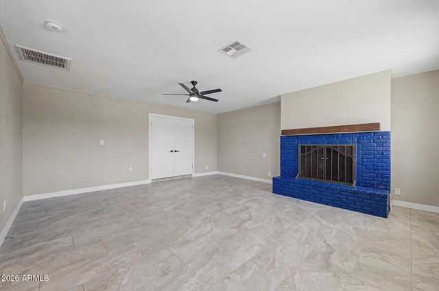 3628 W BANFF Lane, Phoenix, AZ 85053