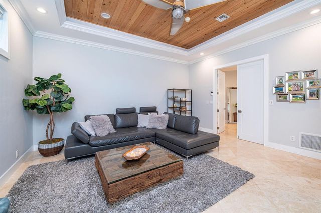 6541 NE 20th Avenue, Fort Lauderdale, FL 33308