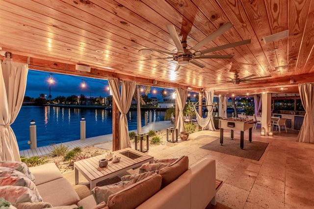 6541 NE 20th Avenue, Fort Lauderdale, FL 33308