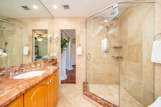 6541 NE 20th Avenue, Fort Lauderdale, FL 33308