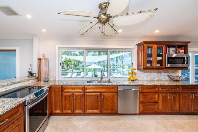 6541 NE 20th Avenue, Fort Lauderdale, FL 33308