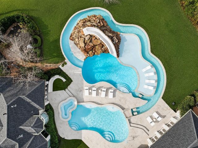 25910 Haven Lake Drive, Tomball, TX 77375