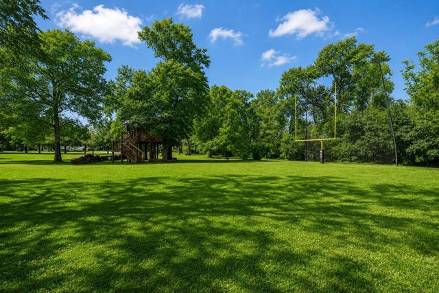 25910 Haven Lake Drive, Tomball, TX 77375