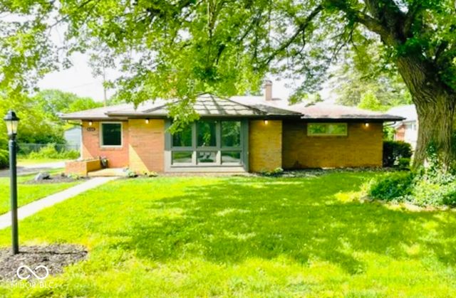 636 22nd Street, Columbus, IN 47201