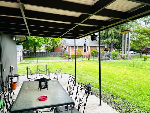 636 22nd Street, Columbus, IN 47201