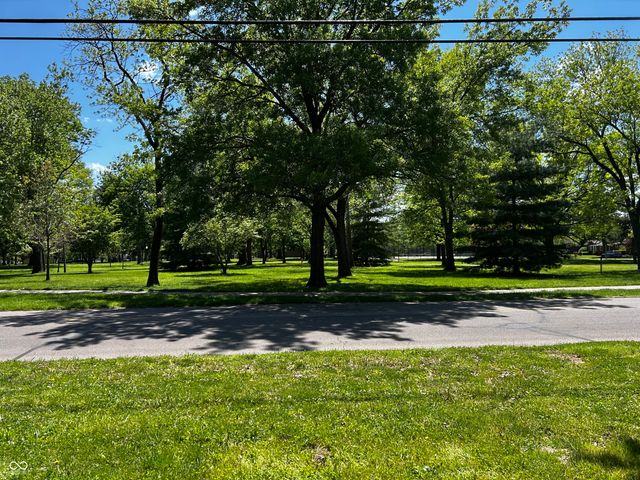 636 22nd Street, Columbus, IN 47201