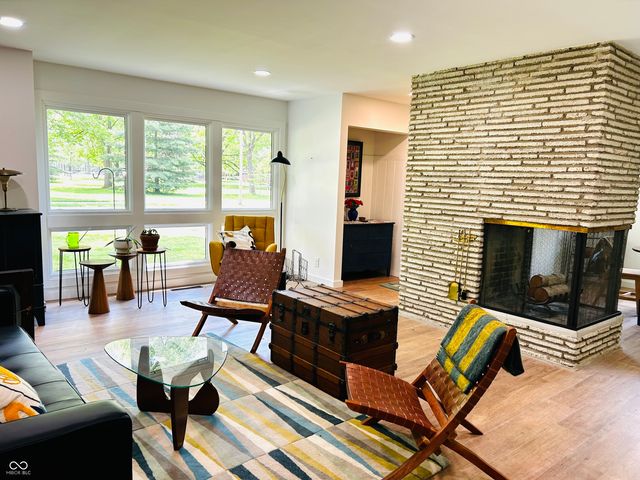 636 22nd Street, Columbus, IN 47201