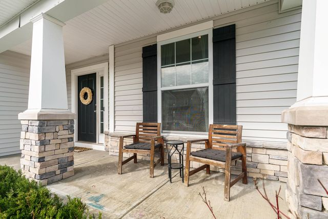 623 Azalea Fields Drive, Blacklick, OH 43004