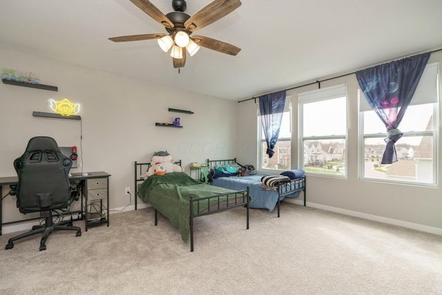 623 Azalea Fields Drive, Blacklick, OH 43004