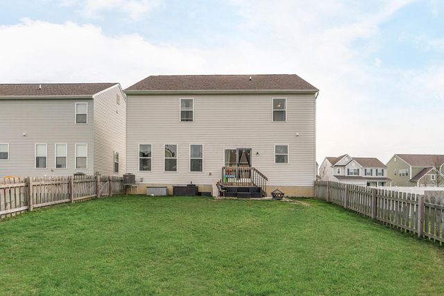 623 Azalea Fields Drive, Blacklick, OH 43004