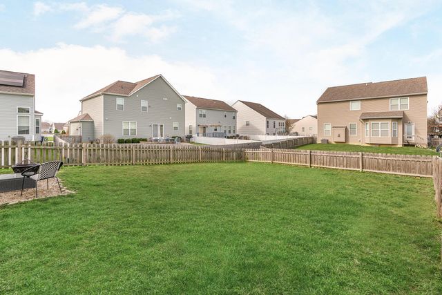 623 Azalea Fields Drive, Blacklick, OH 43004