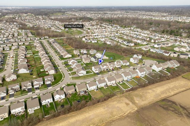 623 Azalea Fields Drive, Blacklick, OH 43004