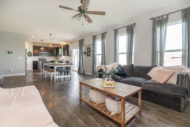 623 Azalea Fields Drive, Blacklick, OH 43004