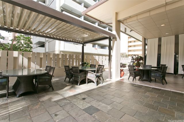 444 Kanekapolei Street 1204, Honolulu, HI 96815