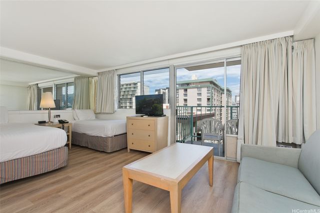 444 Kanekapolei Street 1204, Honolulu, HI 96815