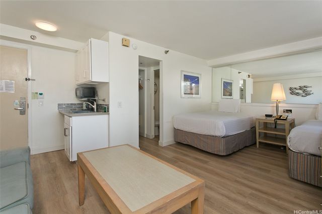 444 Kanekapolei Street 1204, Honolulu, HI 96815