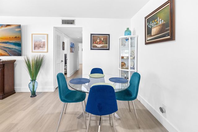 1022 Circle Drive A, Delray Beach, FL 33445