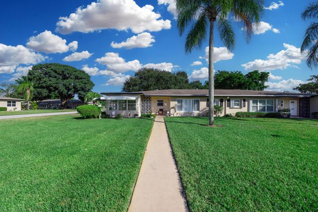 1022 Circle Drive A, Delray Beach, FL 33445