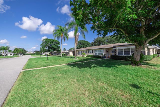 1022 Circle Drive A, Delray Beach, FL 33445