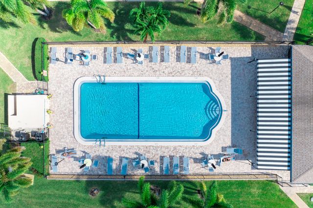 1022 Circle Drive A, Delray Beach, FL 33445