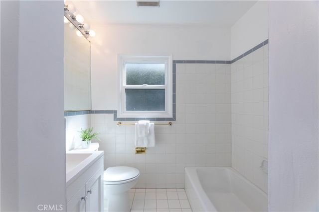5270 E Eagle, Long Beach, CA 90815