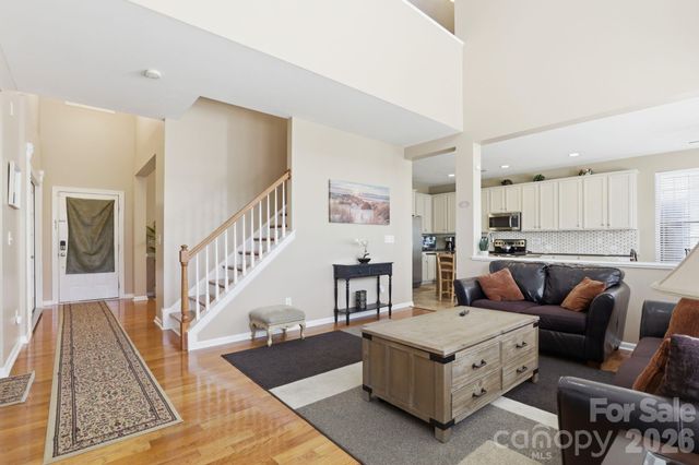 10122 Whiteburn Court, Charlotte, NC 28278