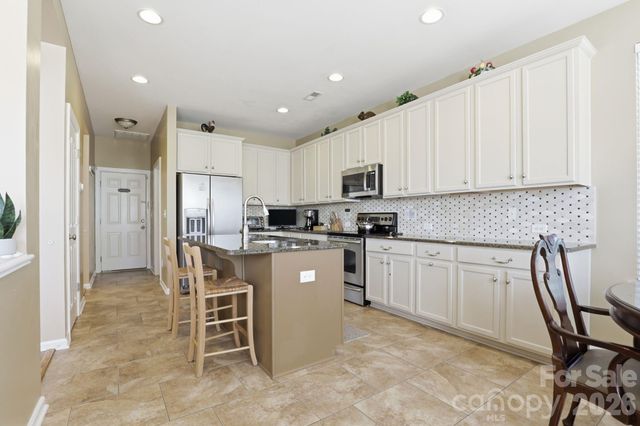 10122 Whiteburn Court, Charlotte, NC 28278