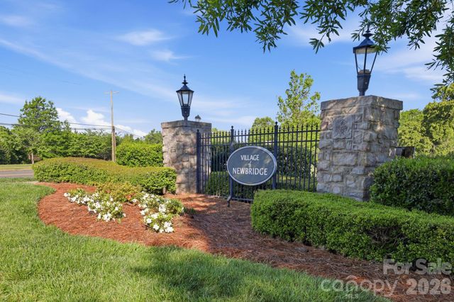 10122 Whiteburn Court, Charlotte, NC 28278