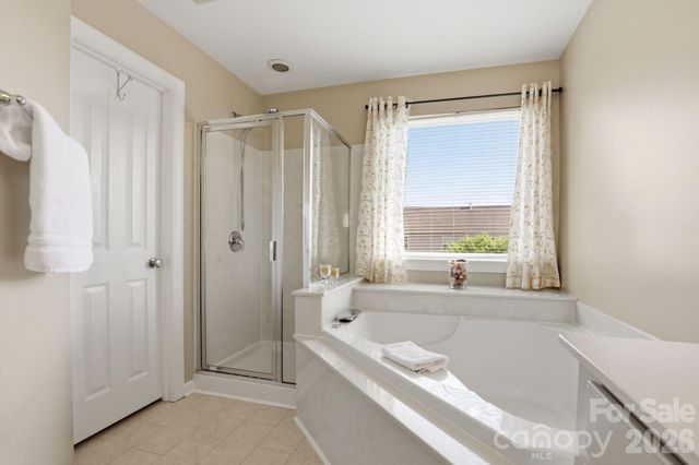 10122 Whiteburn Court, Charlotte, NC 28278