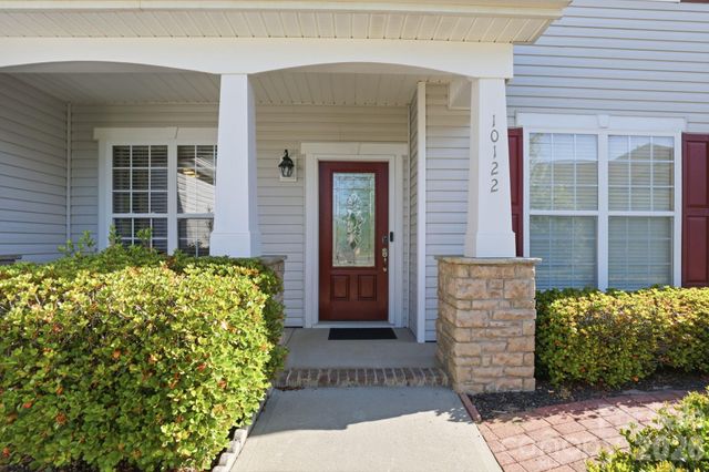 10122 Whiteburn Court, Charlotte, NC 28278