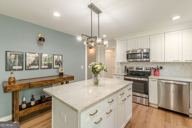 2657 Blount Street, East Point, GA 30344