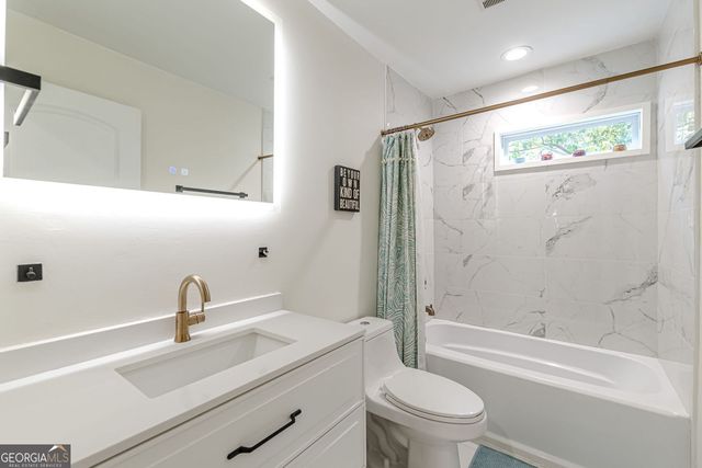 2657 Blount Street, East Point, GA 30344