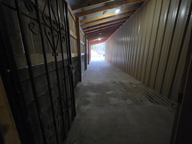 2886 Fly Rd, Santa Fe, TN 38482