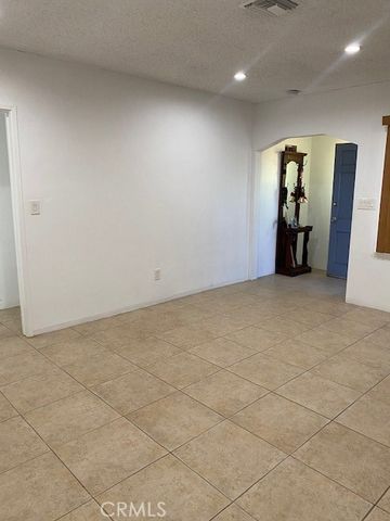 6550 Southside, East Los Angeles, CA 90022