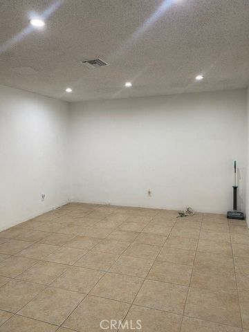 6550 Southside, East Los Angeles, CA 90022
