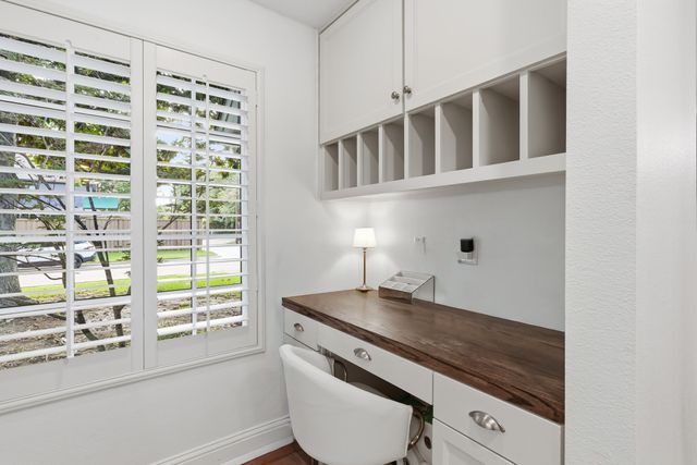 9677 Crestedge Drive, Dallas, TX 75238