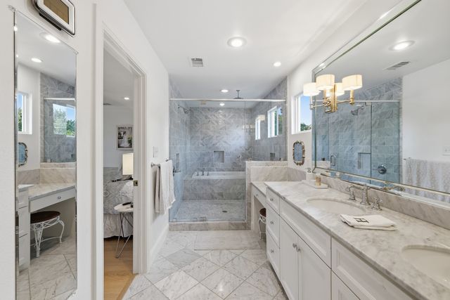 9677 Crestedge Drive, Dallas, TX 75238