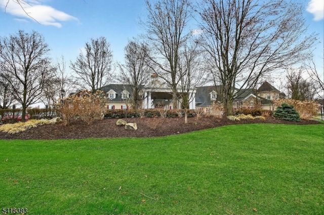 19 Witherspoon Way, Franklin Twp., NJ 08873