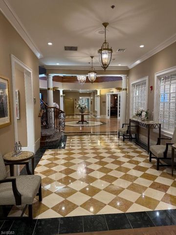 19 Witherspoon Way, Franklin Twp., NJ 08873