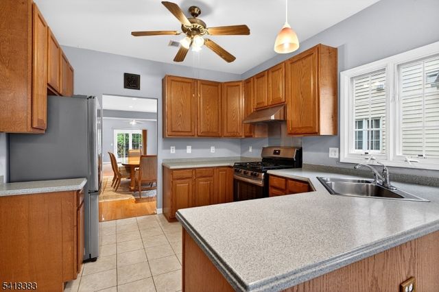 19 Witherspoon Way, Franklin Twp., NJ 08873