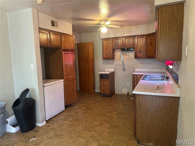 2200 Judson Avenue, Alton, IL 62002