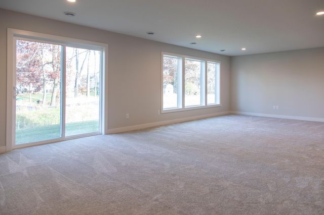 3710 Knightsbridge Lane N, Lake Elmo, MN 55042