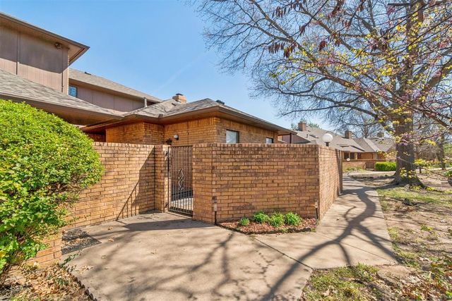 1899 Saddleback Boulevard 15, Norman, OK 73072