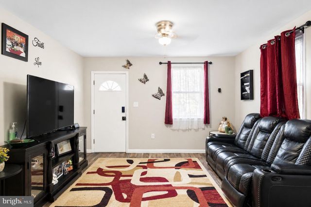 2905 PAGE, Baltimore, MD 21222
