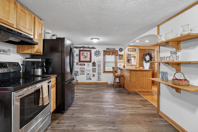 3465 E Bacon Road, Hillsdale, MI 49242