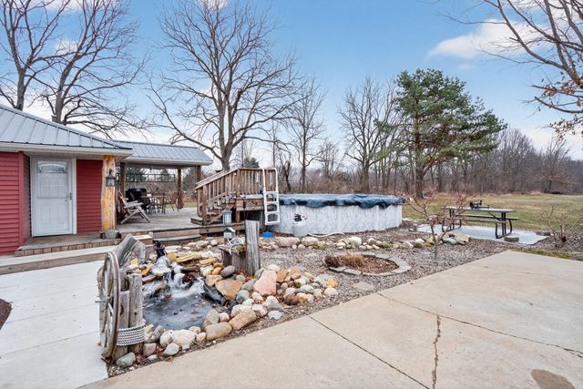 3465 E Bacon Road, Hillsdale, MI 49242