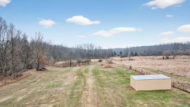 3465 E Bacon Road, Hillsdale, MI 49242