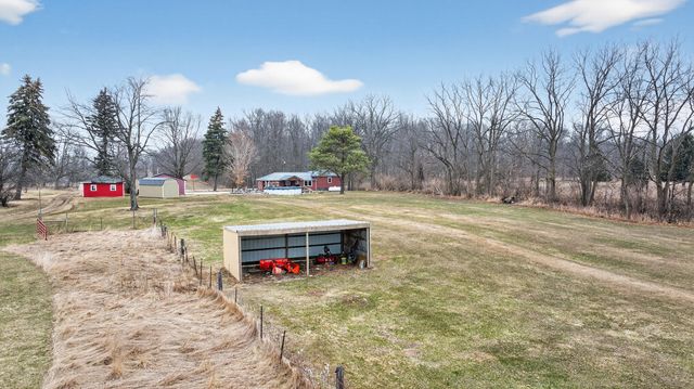 3465 E Bacon Road, Hillsdale, MI 49242