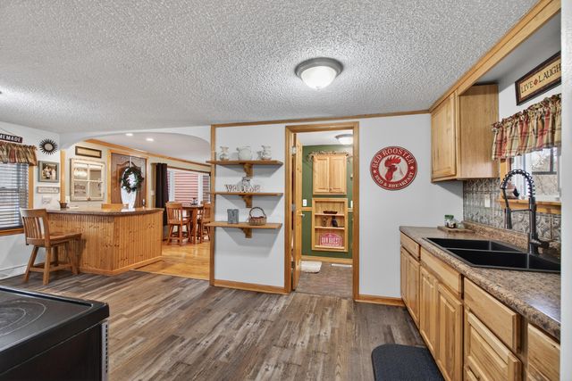 3465 E Bacon Road, Hillsdale, MI 49242