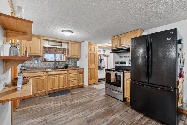 3465 E Bacon Road, Hillsdale, MI 49242